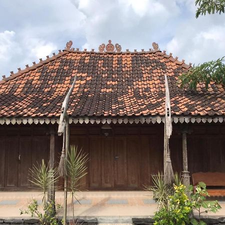 Legiyem Homestay Джокякарта Екстериор снимка