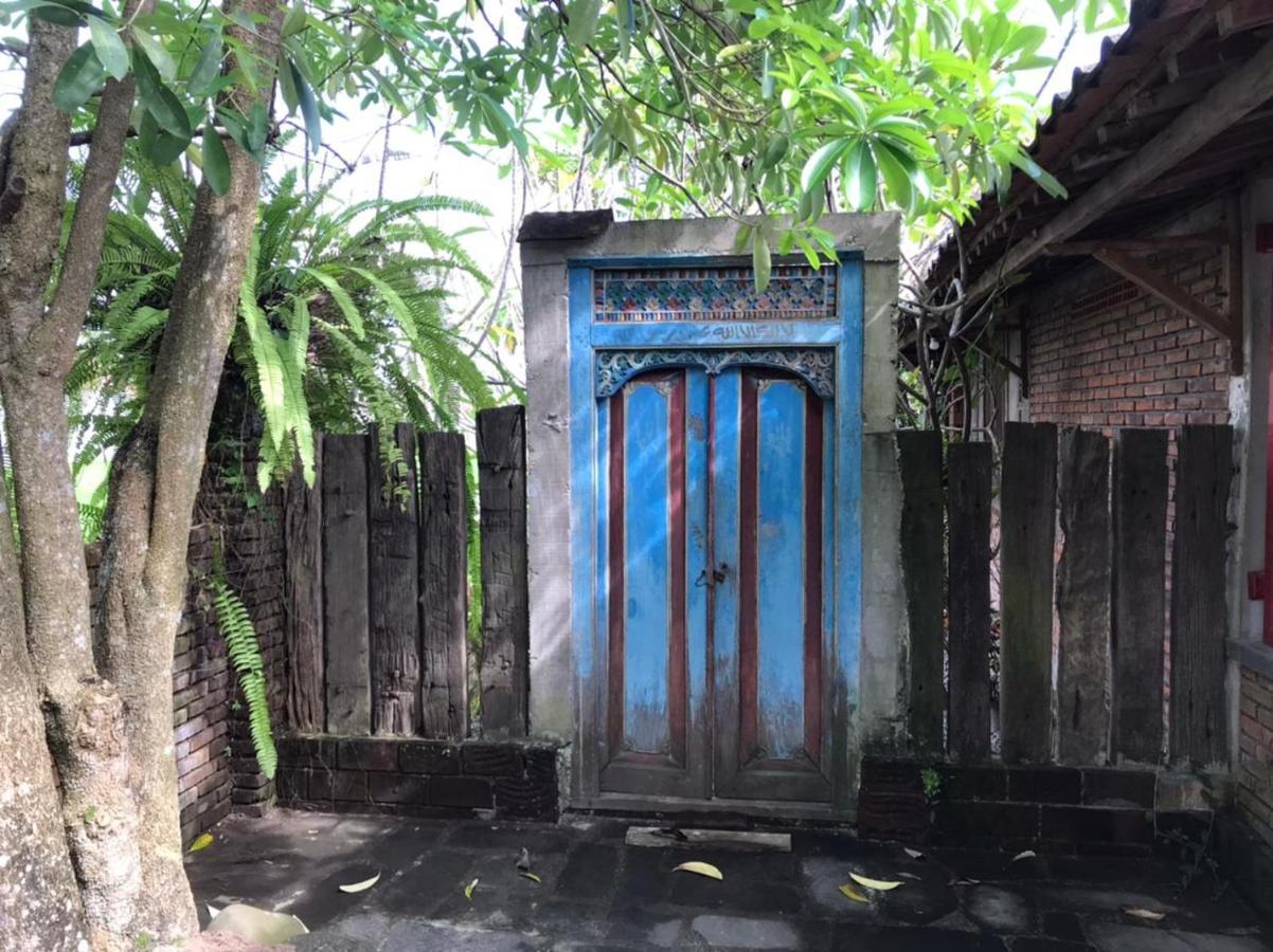 Legiyem Homestay Джокякарта Екстериор снимка